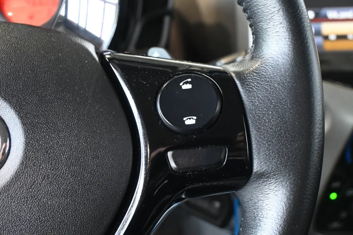 1.0 VVT-i X-Sport Automaat Airco Camera Lichtmetaal Elektrisch pakket 100% Onderhouden! Inruil Mogelijk!
