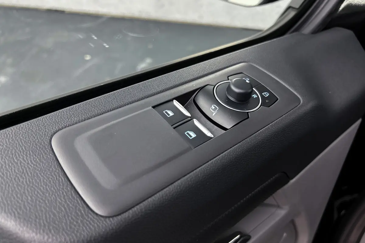 340 L2 Sport | Dubbel cabine | 2x schuifdeur | adaptieve cruise control