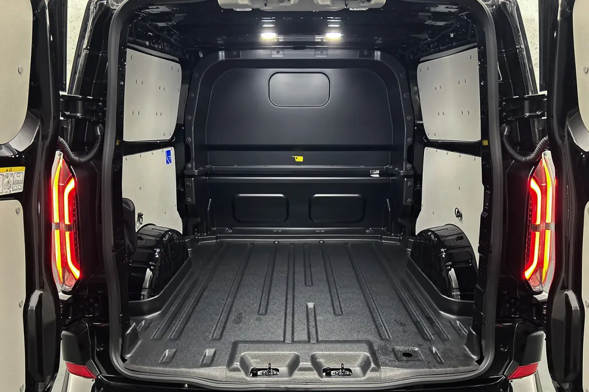 340 L2 Sport | Dubbel cabine | 2x schuifdeur | adaptieve cruise control