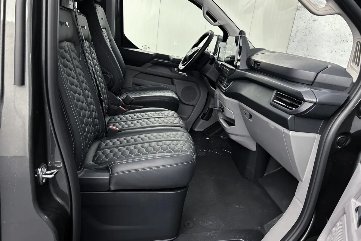340 L2 Raptor Edition 71 KWh | Lederen bekleding | 2x schuifdeur | Driver assist pack premium | Stoelverwarming