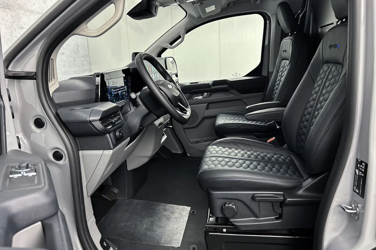 340 L2 Raptor Edition 71 KWh | Lederen bekleding | 2x schuifdeur | Driver assist pack premium | Stoelverwarming