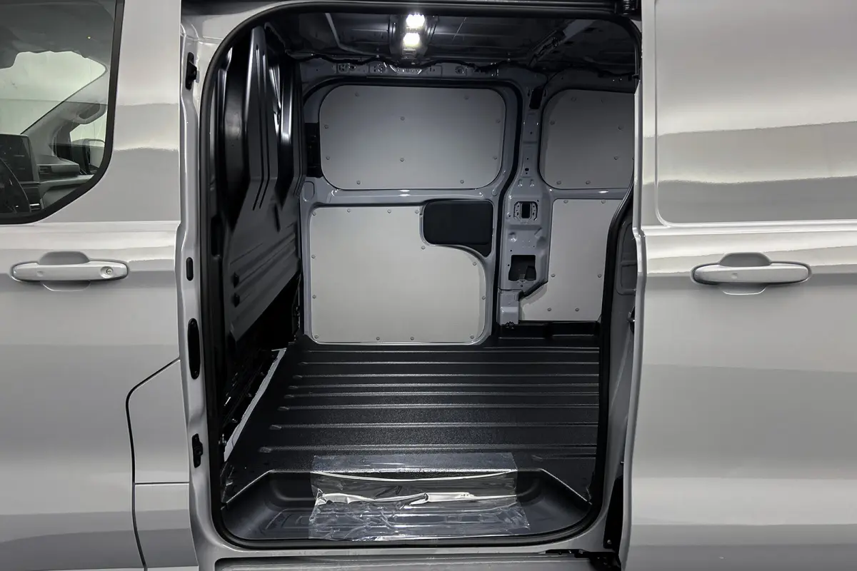 340 L2 Raptor Edition 71 KWh | Lederen bekleding | 2x schuifdeur | Driver assist pack premium | Stoelverwarming