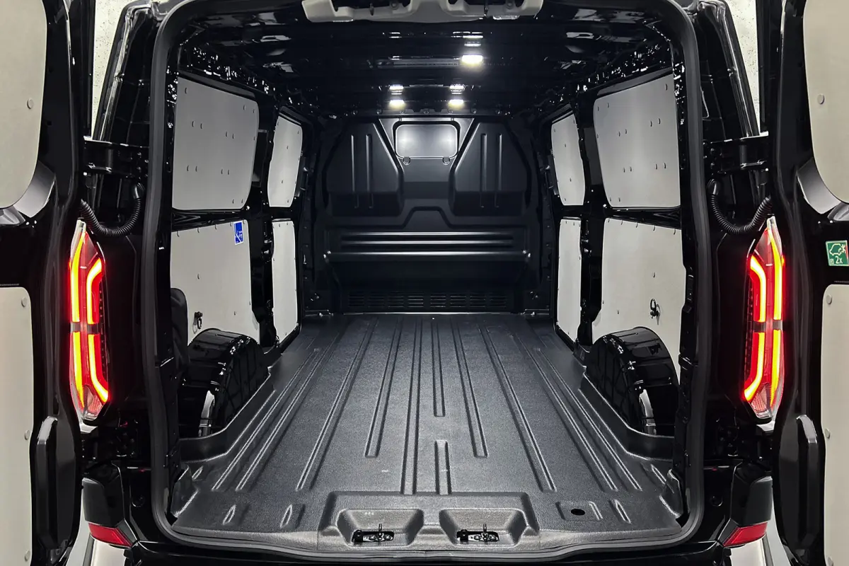 340 L2 Limited | 2x schuifdeur | Stoelverwarming | Adaptieve cruise control