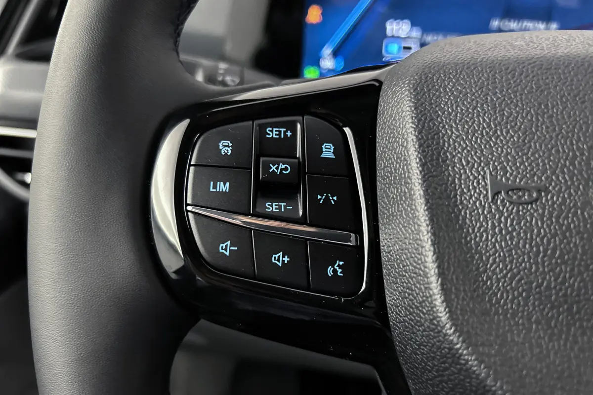 340 L2 Limited | 2x schuifdeur | Stoelverwarming | Adaptieve cruise control