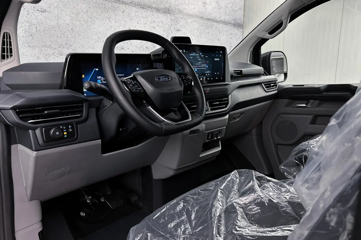 340 L2 Limited | 2x schuifdeur | Stoelverwarming | Adaptieve cruise control