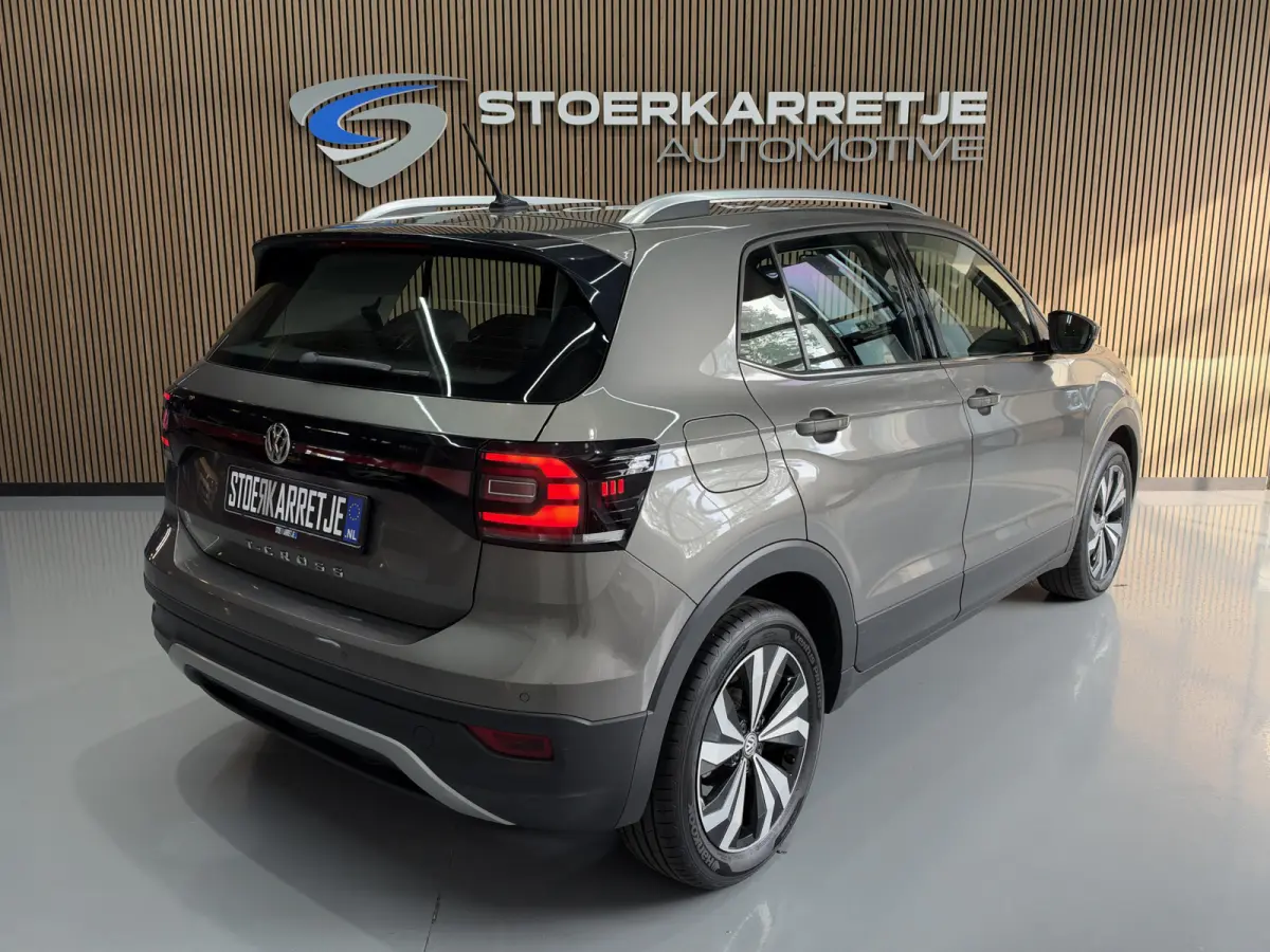 1.0 TSI DSG Style | Navi | Dode hoek | Stoelverwarming | PDC V+A | 100% Volkswagen Onderhouden!