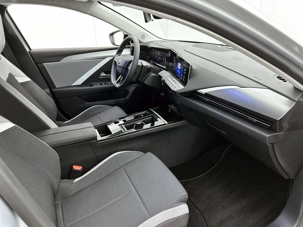 54 156pk kWh Edition Automaat | Tot 8 Jaar Garantie | Apple Carplay/Android Auto | 3-Fase Lader | Climate Control | Cruise Control | 18"LMV | Parkeersensoren | LED |