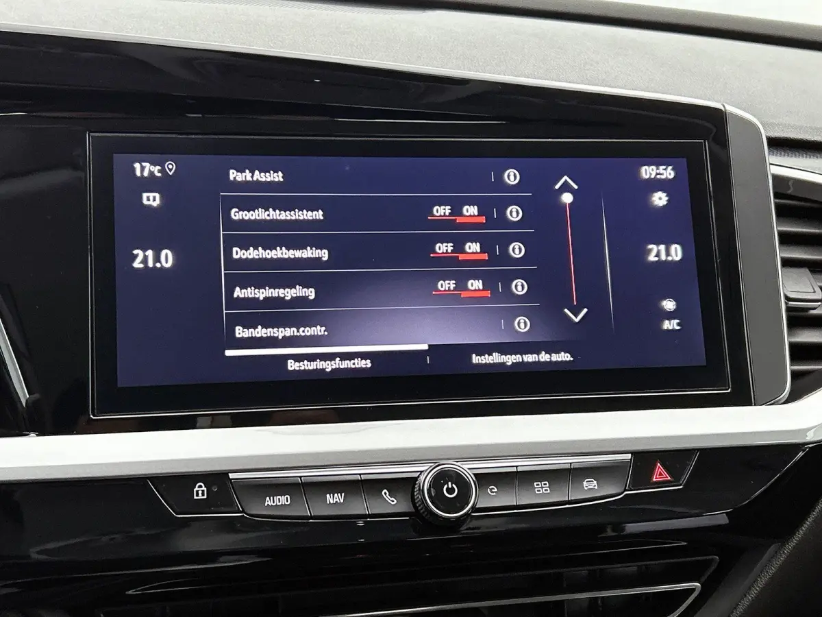 1.6 225pk Plug-In Hybrid Business Edition | Adaptieve Cruise Control | Navigatie | Stoel-/Stuurverwarming | Climate Control | Camera | 18"LMV | Dodehoekdetectie |