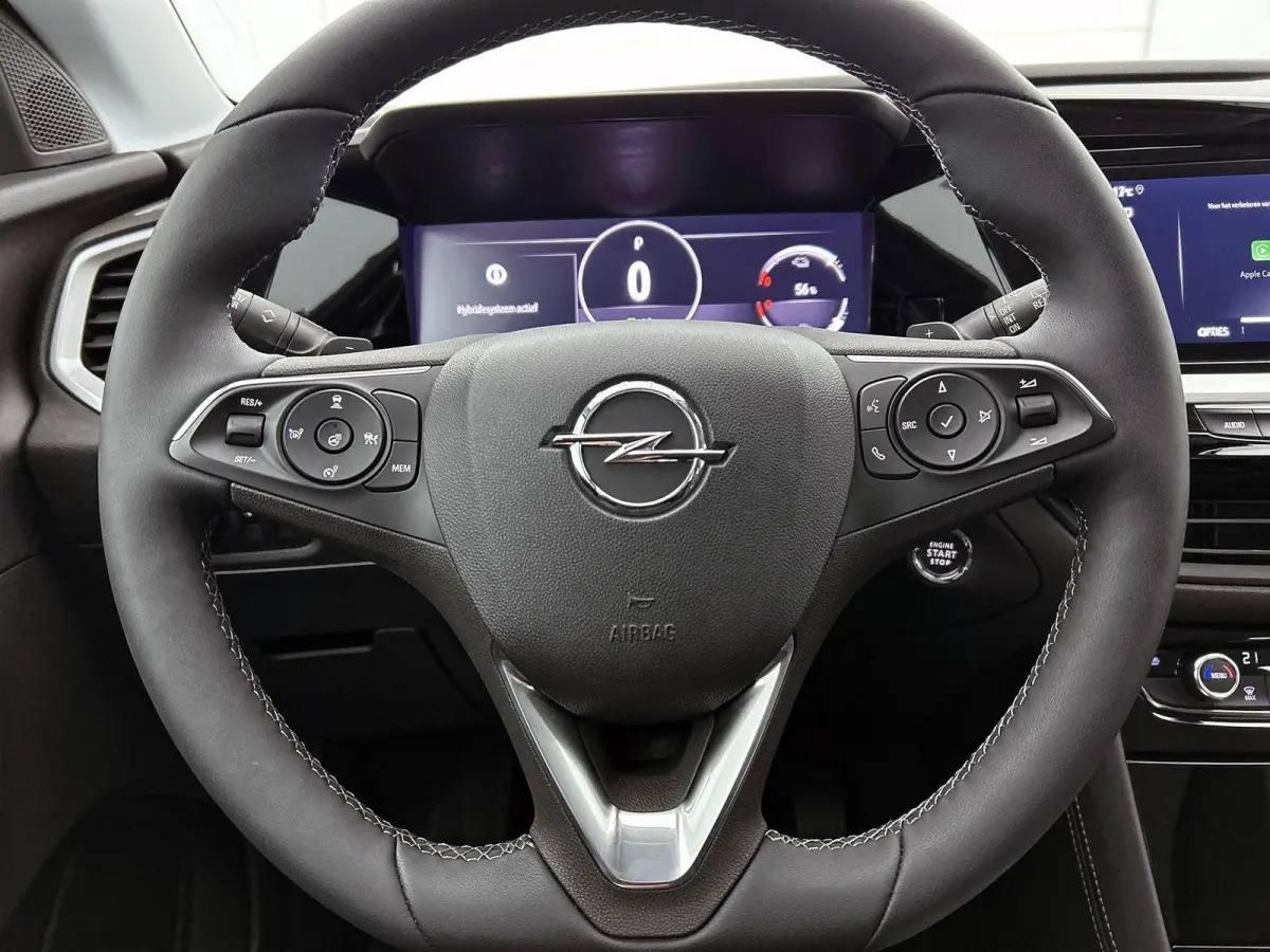 1.6 225pk Plug-In Hybrid Business Edition | Adaptieve Cruise Control | Navigatie | Stoel-/Stuurverwarming | Climate Control | Camera | 18"LMV | Dodehoekdetectie |