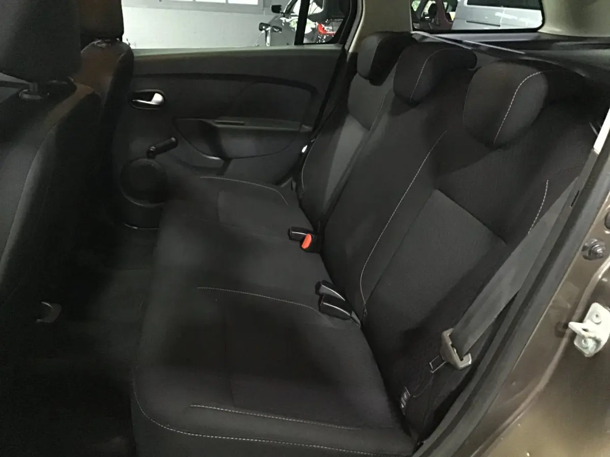 1.5 dCi Prestige I Trekhaak I Airco I Cruise I Stoelverw. I 2e Eigen I New Apk I Led I Isofix I Mistlampe I Zuinig