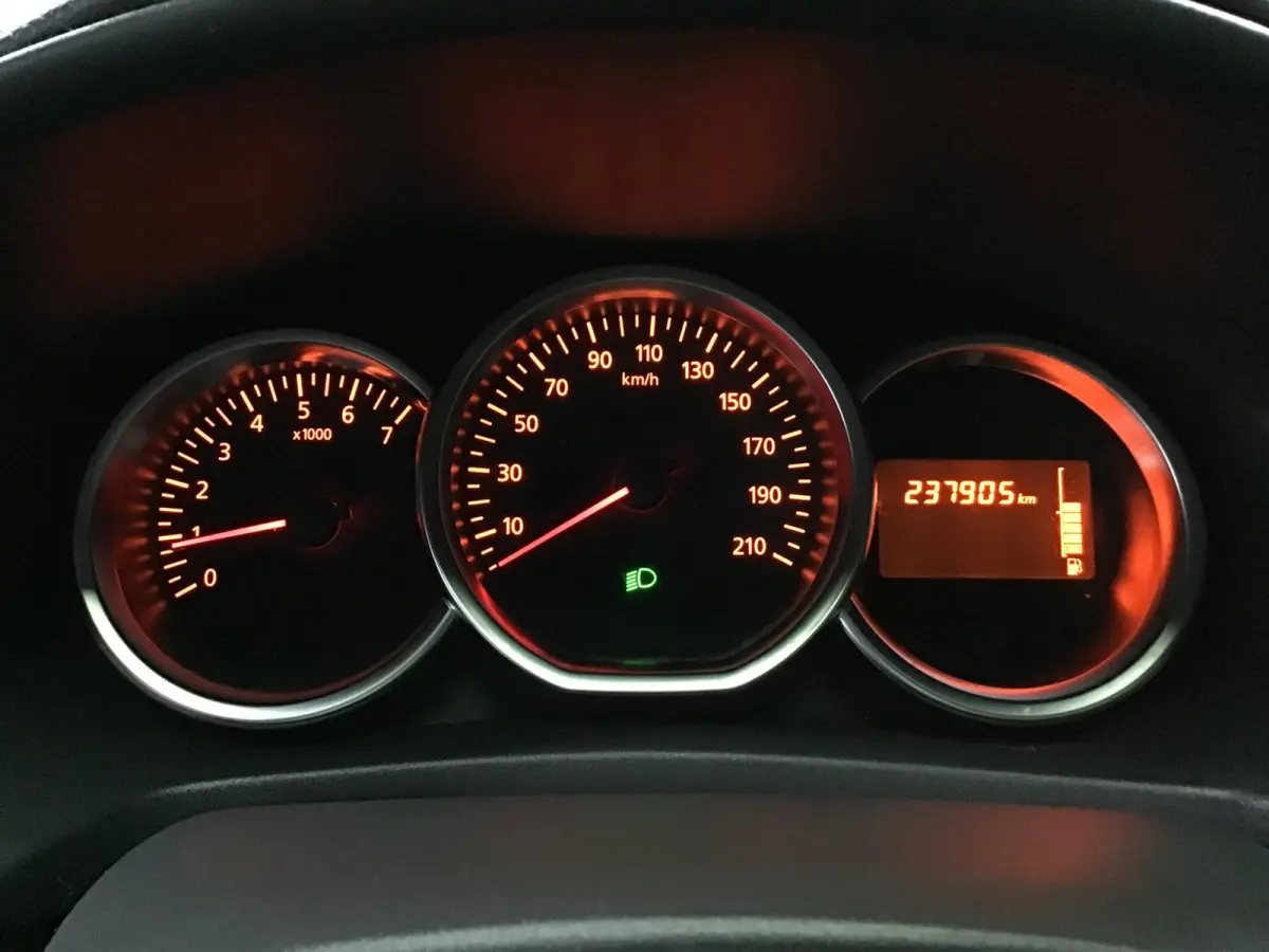 1.5 dCi Prestige I Trekhaak I Airco I Cruise I Stoelverw. I 2e Eigen I New Apk I Led I Isofix I Mistlampe I Zuinig