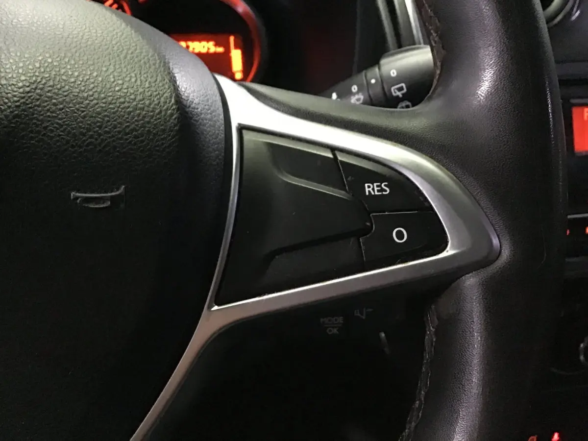 1.5 dCi Prestige I Trekhaak I Airco I Cruise I Stoelverw. I 2e Eigen I New Apk I Led I Isofix I Mistlampe I Zuinig