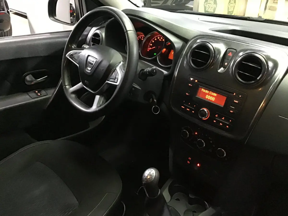 1.5 dCi Prestige I Trekhaak I Airco I Cruise I Stoelverw. I 2e Eigen I New Apk I Led I Isofix I Mistlampe I Zuinig