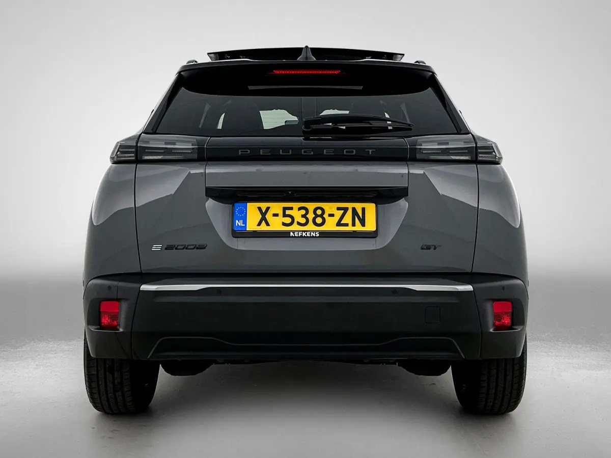 EV 156pk GT 54 kWh Automaat | 1ste Eigenaar | Schuif-/Kanteldak  | Camera v+a | Leder/Alcantara | Stoel elektrisch+verwarmd+massage | Full Led koplampen | Parkeersensoren v+a | Keyless | Ada