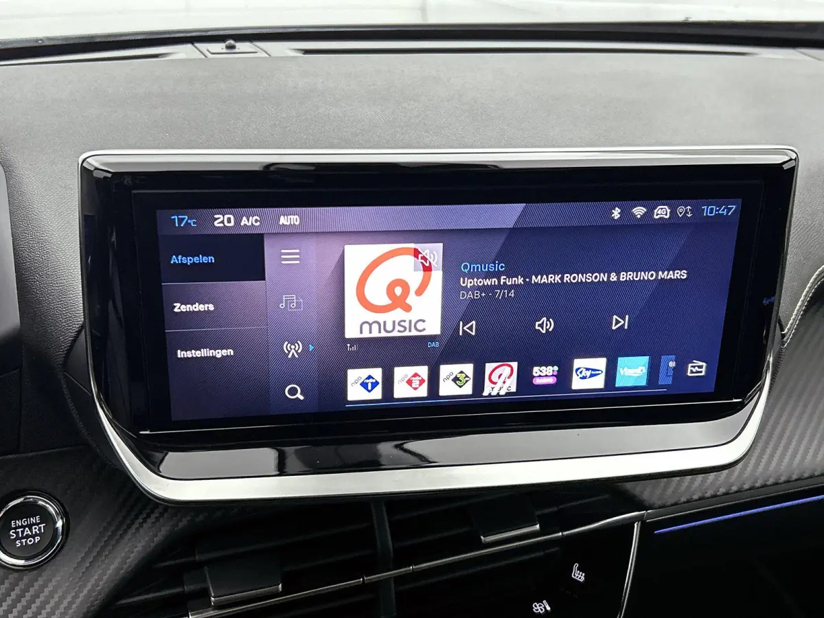 EV 156pk GT 54 kWh Automaat | 1ste Eigenaar | Schuif-/Kanteldak  | Camera v+a | Leder/Alcantara | Stoel elektrisch+verwarmd+massage | Full Led koplampen | Parkeersensoren v+a | Keyless | Ada