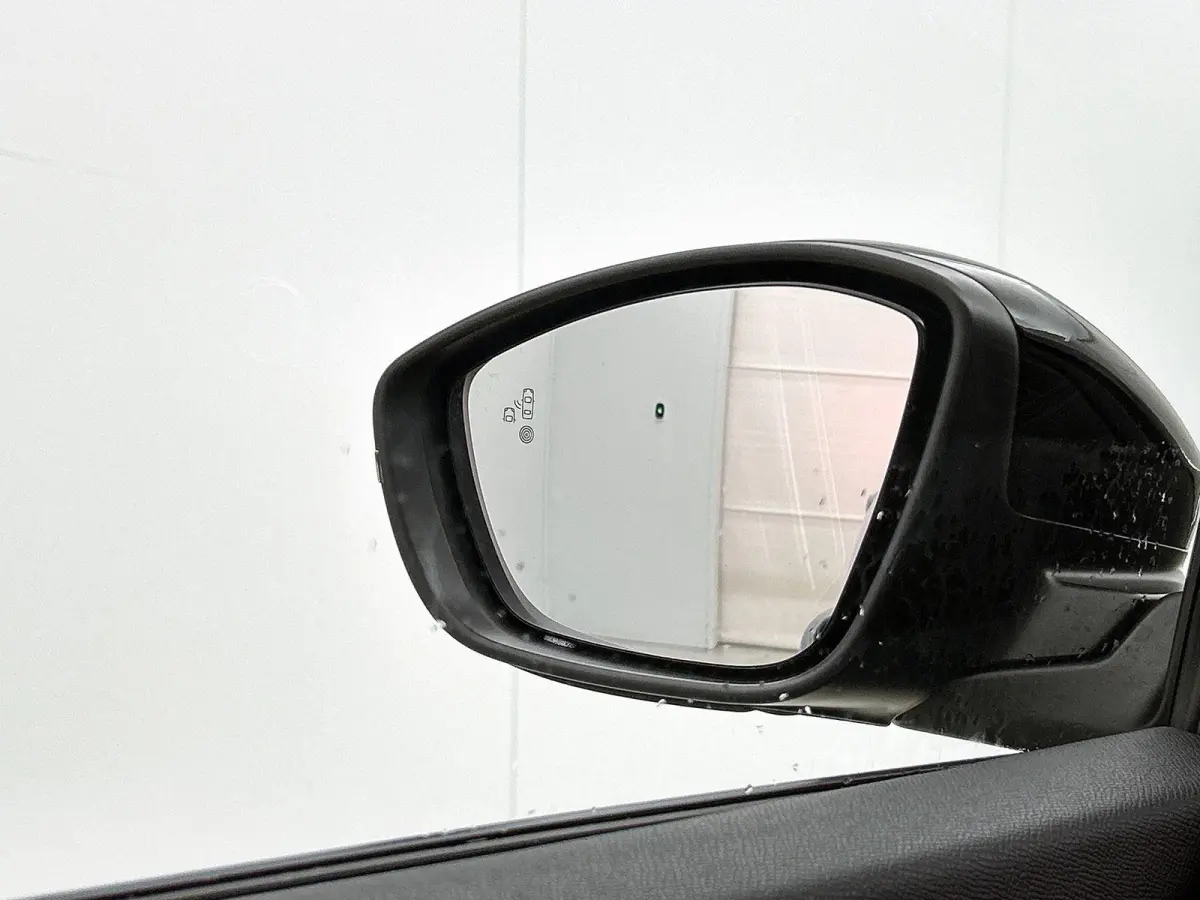 EV 156pk GT 54 kWh Automaat | 1ste Eigenaar | Schuif-/Kanteldak  | Camera v+a | Leder/Alcantara | Stoel elektrisch+verwarmd+massage | Full Led koplampen | Parkeersensoren v+a | Keyless | Ada
