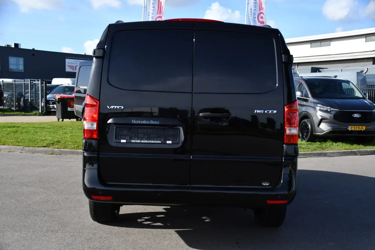 116 CDI L2 Black Edition Camera, Cruise, Carplay, Automaat, LED, Clima, Multimedia, 164pk, Sensoren, Uniek!