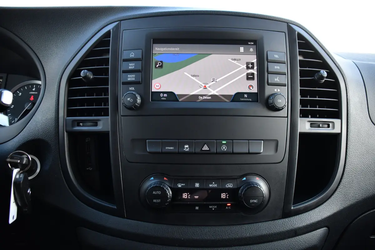 116 CDI L2 Black Edition Camera, Cruise, Carplay, Automaat, LED, Clima, Multimedia, 164pk, Sensoren, Uniek!