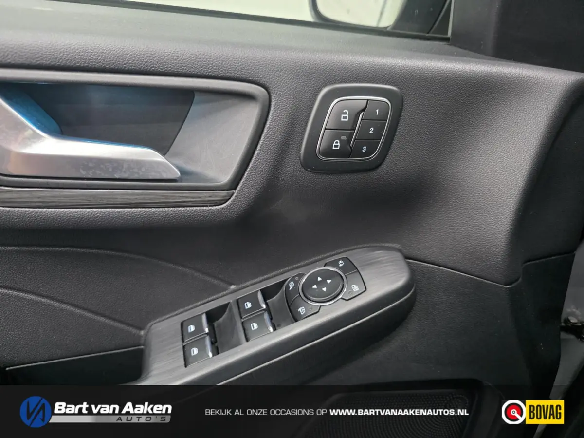 2.5 PHEV Active X Panoramadak LED B&O WInterpack