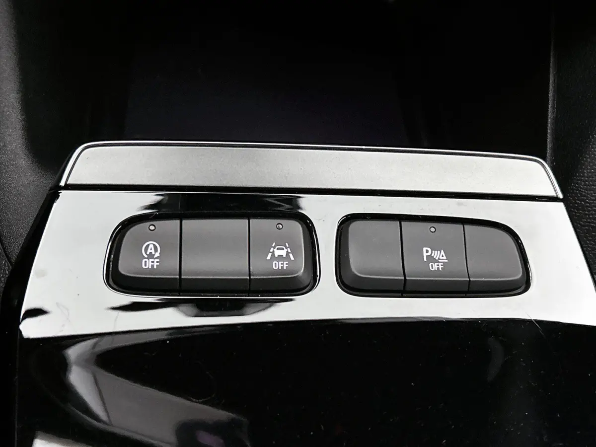 1.2 130pk Elegance Automaat | Navigatie | Climate Control | Cruise Control | Camera | 17"LMV | Apple Carplay/Android Auto | LED |