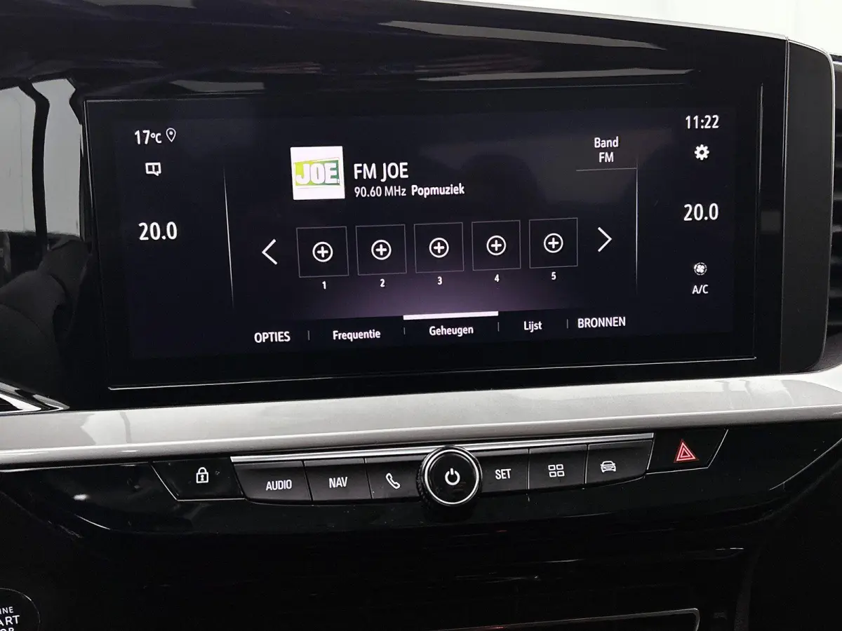 1.2 130pk Elegance Automaat | Navigatie | Climate Control | Cruise Control | Camera | 17"LMV | Apple Carplay/Android Auto | LED |