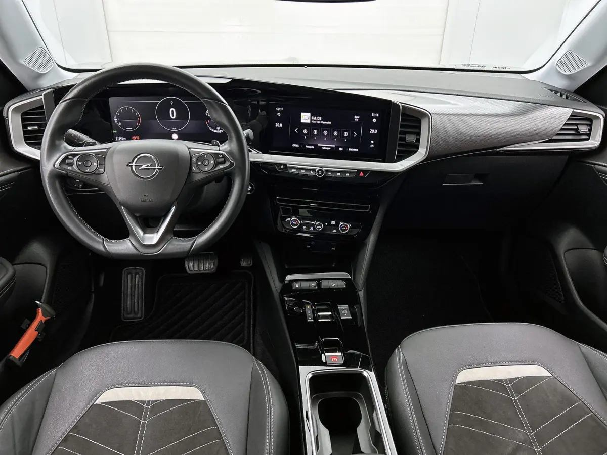 1.2 130pk Elegance Automaat | Navigatie | Climate Control | Cruise Control | Camera | 17"LMV | Apple Carplay/Android Auto | LED |