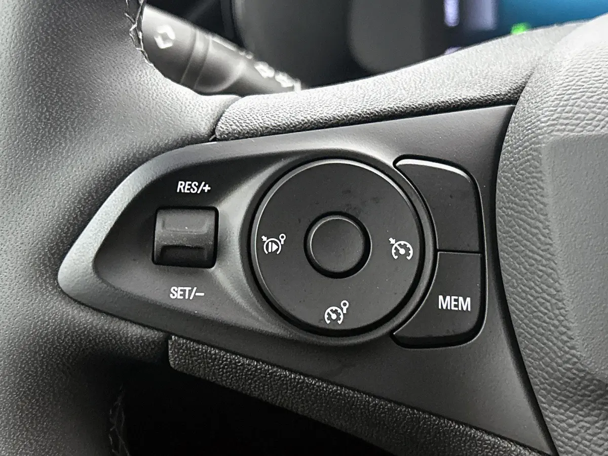 Electric 156pk Long Range GS 51 kWh Automaat | Navigatie | Camera | Climate Control | Dodehoekdetectie | Cruise Control | Getint Glas | Draadloze Telefoonlader | 17"LMV |
