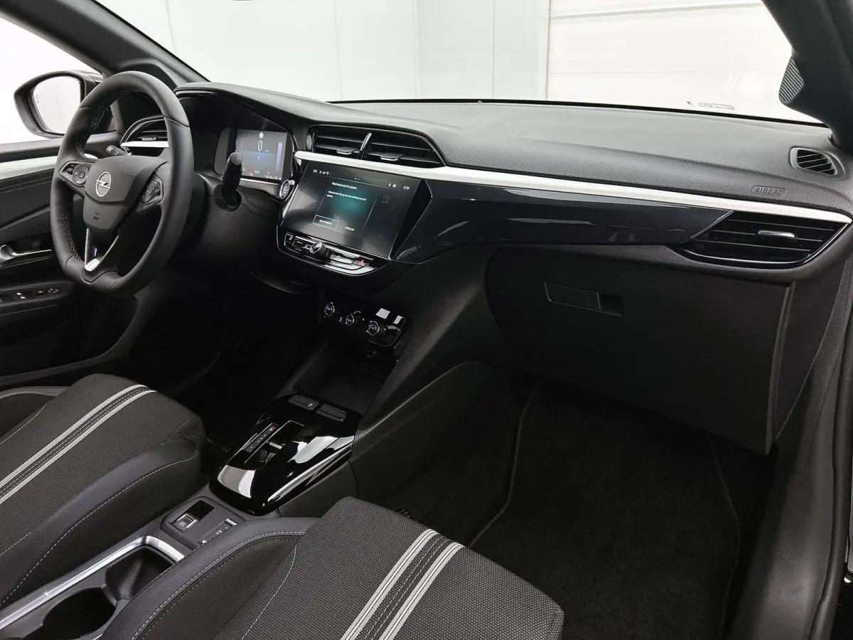 Electric 156pk Long Range GS 51 kWh Automaat | Navigatie | Camera | Climate Control | Dodehoekdetectie | Cruise Control | Getint Glas | Draadloze Telefoonlader | 17"LMV |