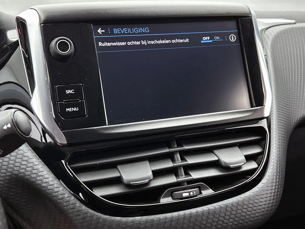 1.2 110pk GT-Line Automaat | Navigatie | Climate Control | Cruise Control | Camera | 17"LMV |