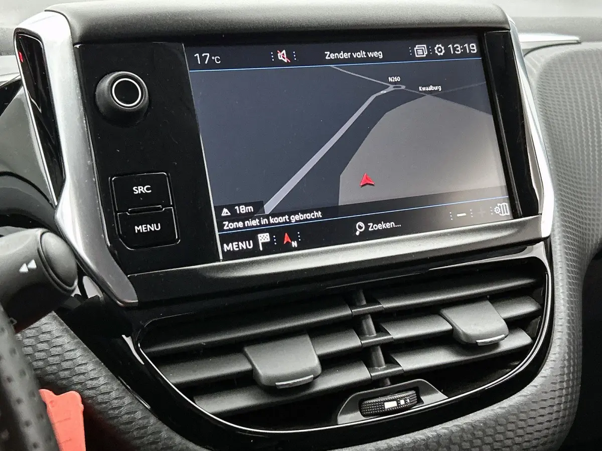 1.2 110pk GT-Line Automaat | Navigatie | Climate Control | Cruise Control | Camera | 17"LMV |