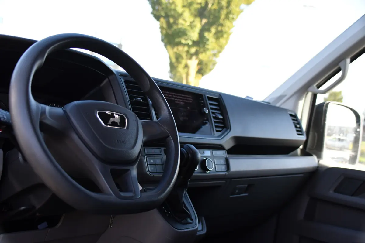 3.180 35 2.0 L3H3 PB Edition Camera, Cruise, Carplay, 177pk, Leder, Multimedia, Automaat, Geveerde stoel, Uniek!