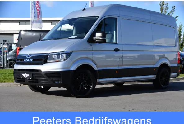 3.180 35 2.0 L3H3 PB Edition Camera, Cruise, Carplay, 177pk, Leder, Multimedia, Automaat, Geveerde stoel, Uniek!