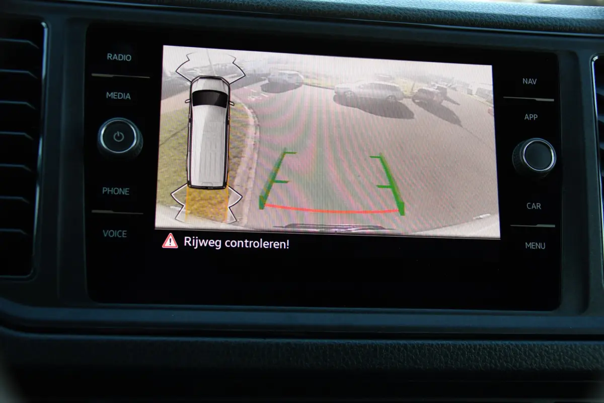 3.180 35 2.0 L3H3 PB Edition Camera, Cruise, Carplay, 177pk, Leder, Multimedia, Automaat, Geveerde stoel, Uniek!