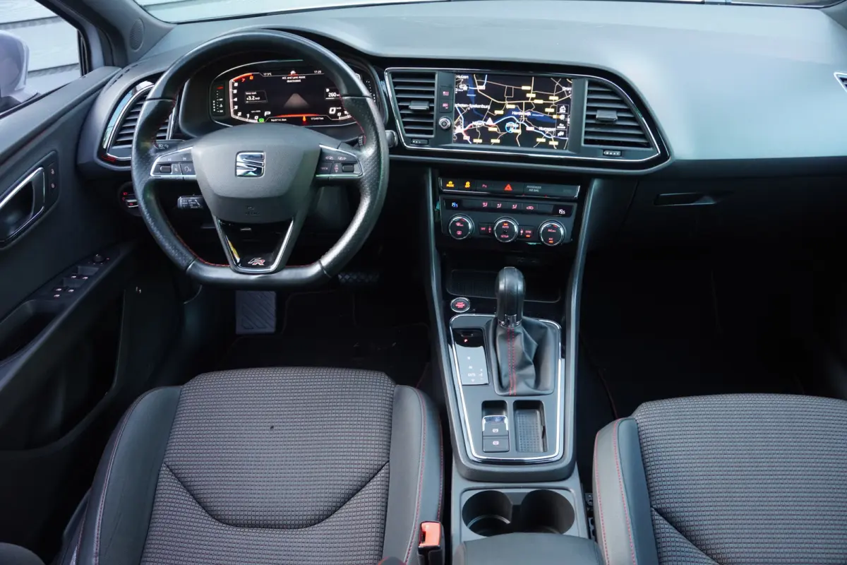 2.0 TSI FR Business Intense - 190 PK - VIRT. COCKPIT - CARPLAY - KEYLESS - CAMERA -