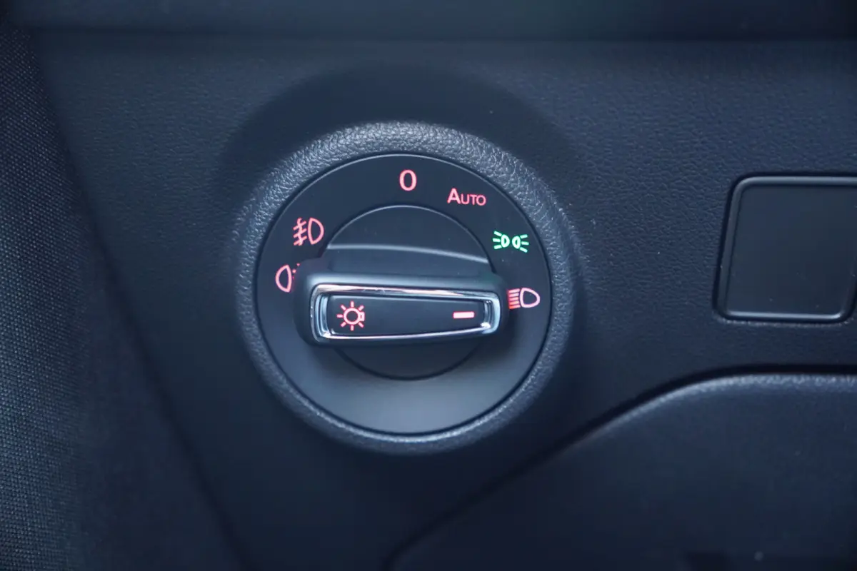 2.0 TSI FR Business Intense - 190 PK - VIRT. COCKPIT - CARPLAY - KEYLESS - CAMERA -