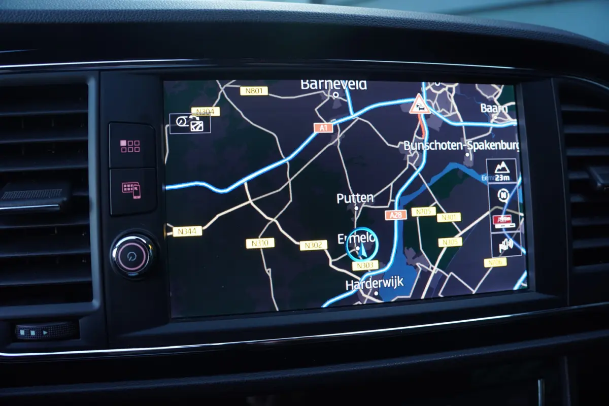 2.0 TSI FR Business Intense - 190 PK - VIRT. COCKPIT - CARPLAY - KEYLESS - CAMERA -