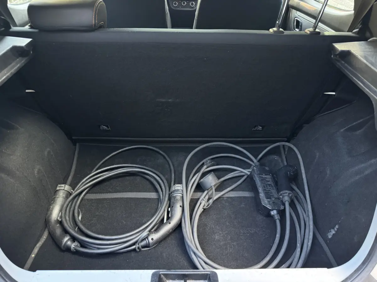 Comfort Plus 27 kWh Navi | Airco | Camera |
