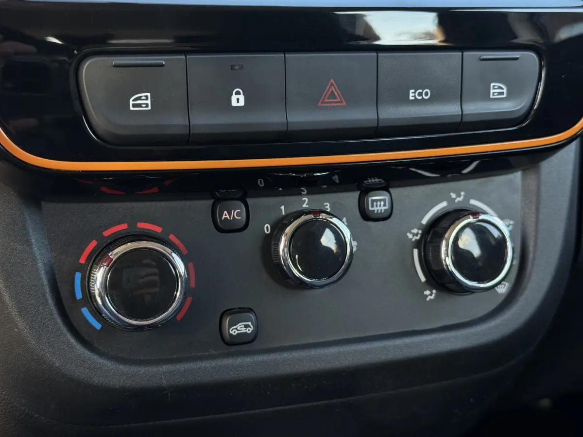 Comfort Plus 27 kWh Navi | Airco | Camera |