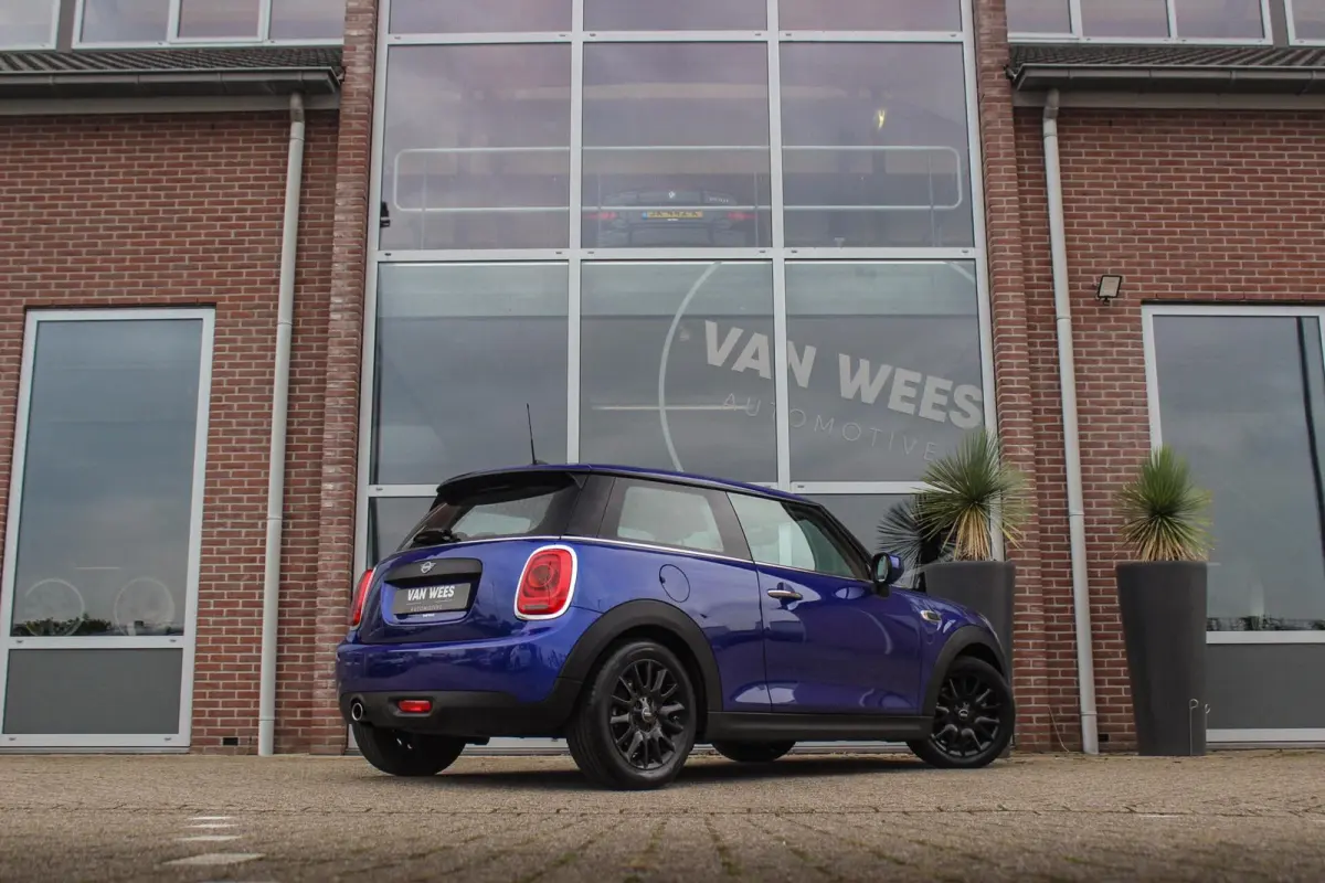 1.5 One Pepper | Dealer onderhouden | Origineel NL | Cruise control | Sportstuur | Navigatie | Climate control | Lichtpakket | Excitement pakket | Verkeersinformatie