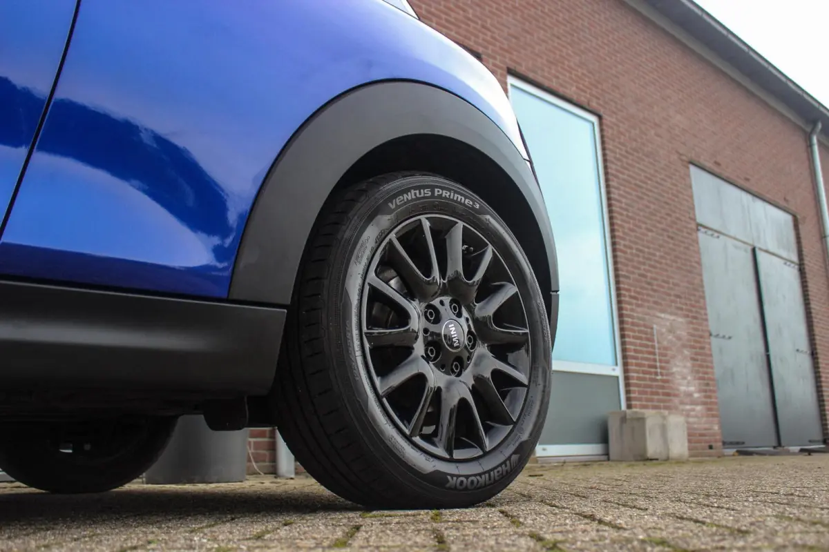 1.5 One Pepper | Dealer onderhouden | Origineel NL | Cruise control | Sportstuur | Navigatie | Climate control | Lichtpakket | Excitement pakket | Verkeersinformatie