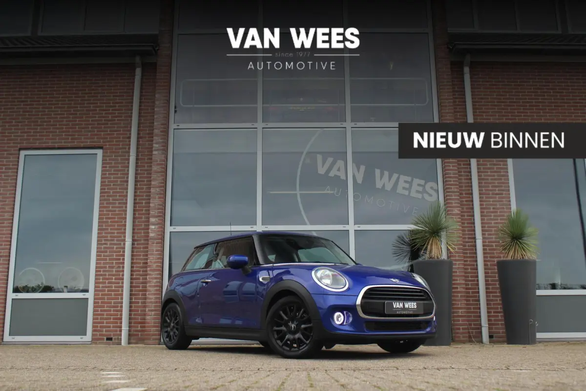 MINI (3-deurs) 2019 Benzine Handgeschakeld leasen