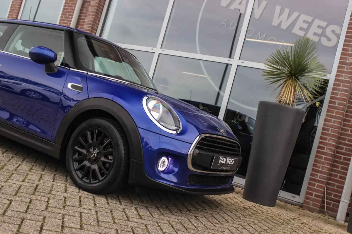 1.5 One Pepper | Dealer onderhouden | Origineel NL | Cruise control | Sportstuur | Navigatie | Climate control | Lichtpakket | Excitement pakket | Verkeersinformatie