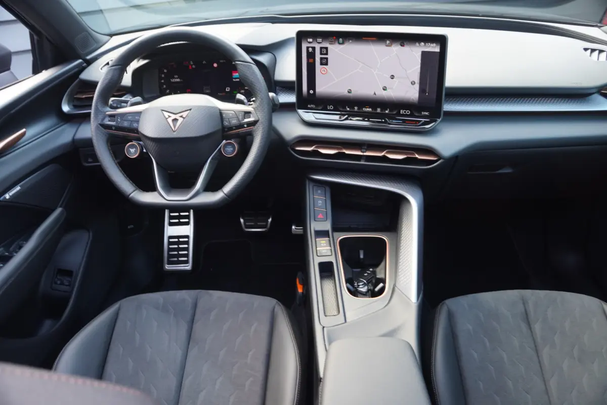 1.5 TSI e-Hybrid VZ Performance - PANODAK - TREKHAAK - SENNHEISER - HEAD UP -
