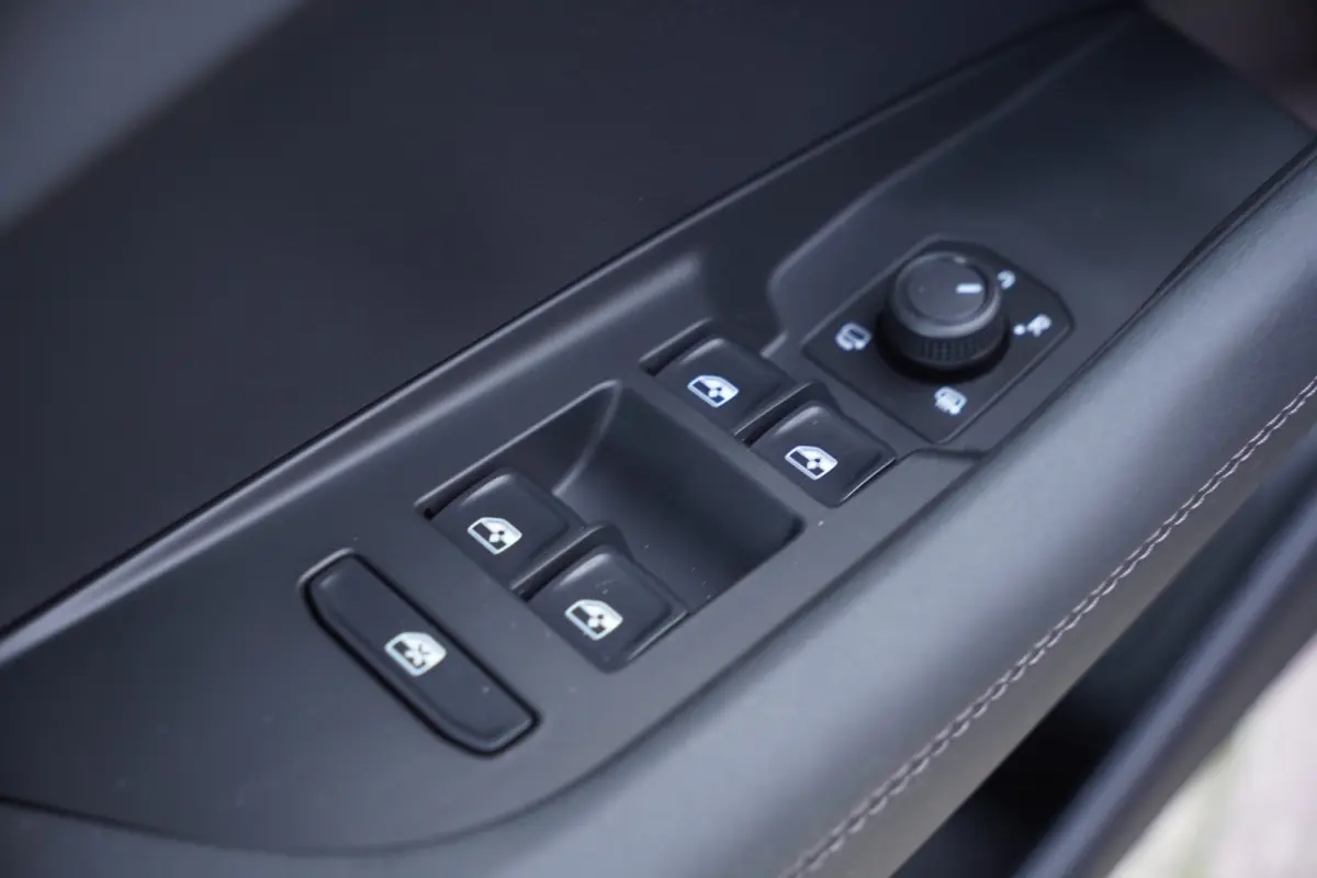 1.5 TSI e-Hybrid VZ Performance - PANODAK - TREKHAAK - SENNHEISER - HEAD UP -