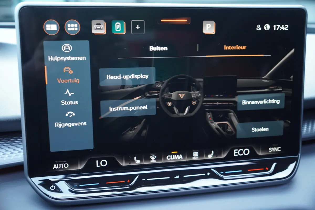 1.5 TSI e-Hybrid VZ Performance - PANODAK - TREKHAAK - SENNHEISER - HEAD UP -