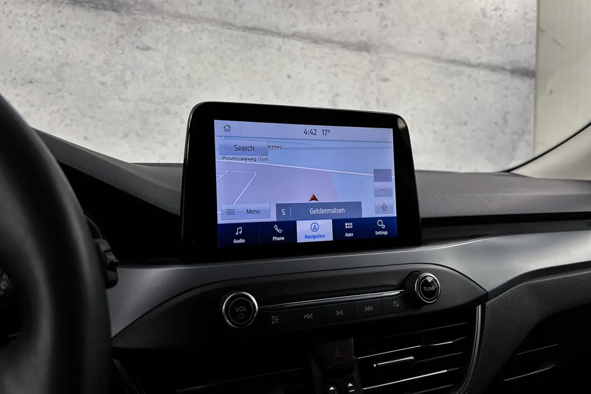 1.0 EcoBoost Hybrid | Camera | Stoelverwarming | LED koplampen