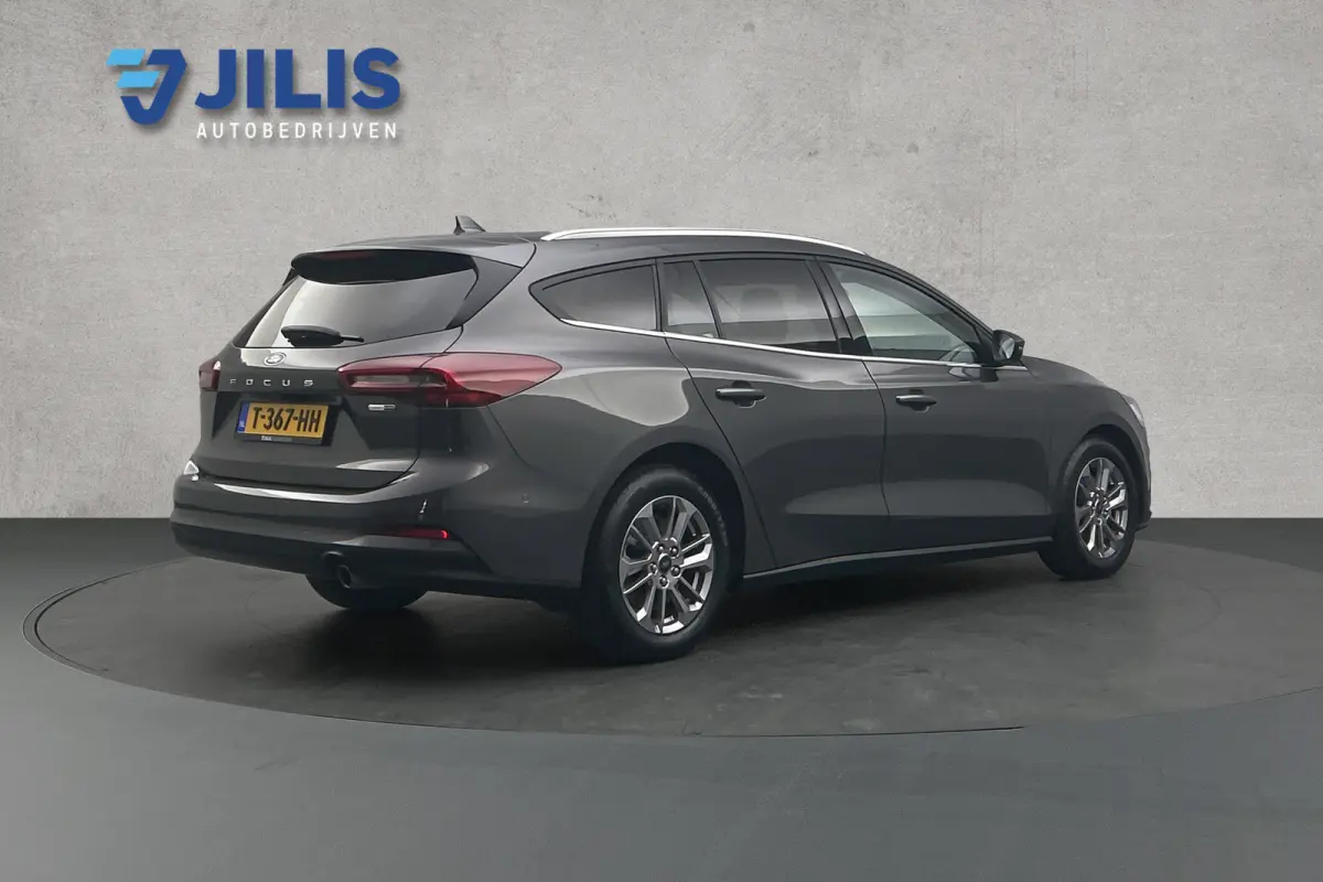 1.0 EcoBoost Hybrid | Camera | Stoelverwarming | LED koplampen