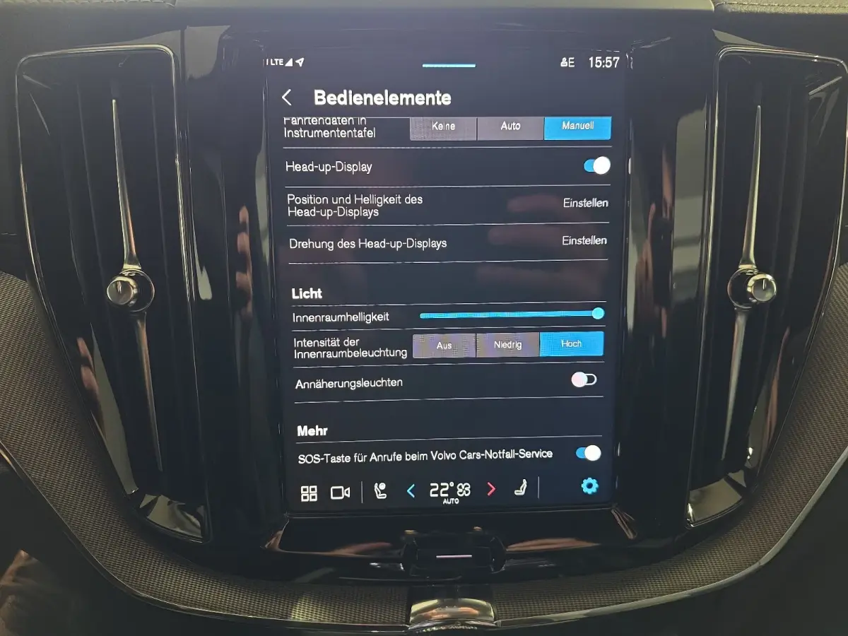 2.0 T8 Plug-in hybrid AWD BLACK EDITION (335kW/455PK) ** PANO, TREKH, ACC, HuD, 21-inch LMV ** 31k onder NP - UNFALLFREI ** ** INFORMEER OOK NAAR ONZE AANTREKKELIJKE FINANCIAL-LEASE TARIEVEN