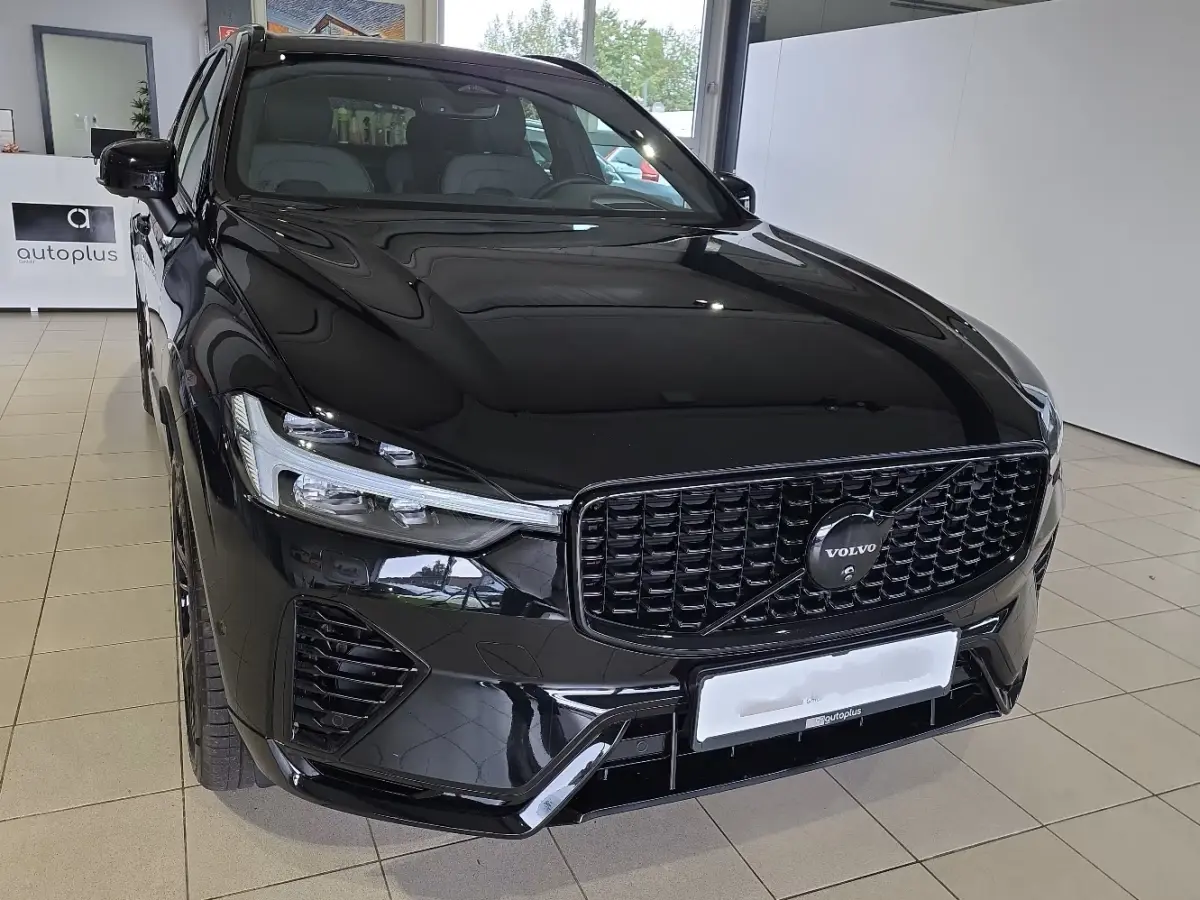 2.0 T8 Plug-in hybrid AWD BLACK EDITION (335kW/455PK) ** PANO, TREKH, ACC, HuD, 21-inch LMV ** 31k onder NP - UNFALLFREI ** ** INFORMEER OOK NAAR ONZE AANTREKKELIJKE FINANCIAL-LEASE TARIEVEN