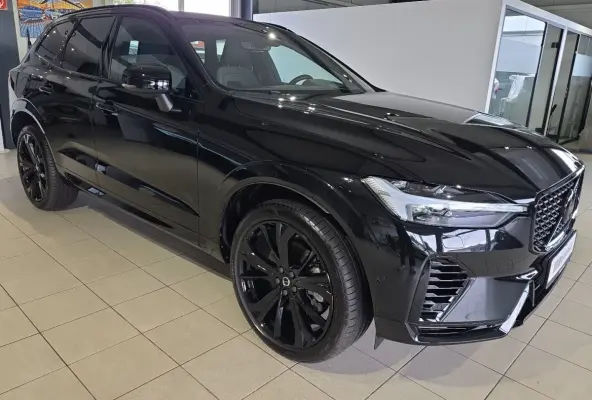 2.0 T8 Plug-in hybrid AWD BLACK EDITION (335kW/455PK) ** PANO, TREKH, ACC, HuD, 21-inch LMV ** 31k onder NP - UNFALLFREI ** ** INFORMEER OOK NAAR ONZE AANTREKKELIJKE FINANCIAL-LEASE TARIEVEN